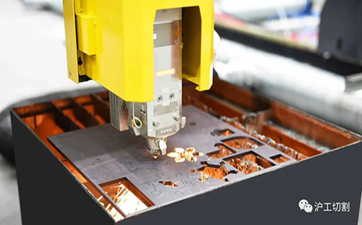 jxf吉祥坊10米大幅面龙门光纤激光切割机精密圆孔高品质切割