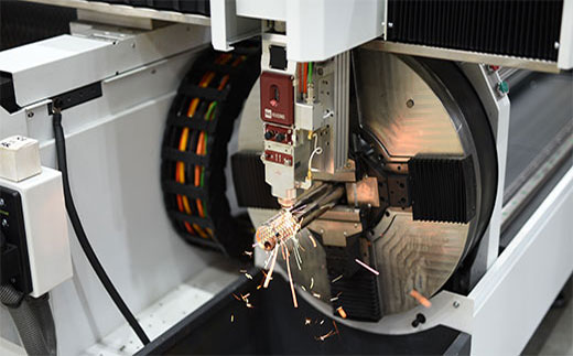 上xf吉祥坊板管一体激光切割机